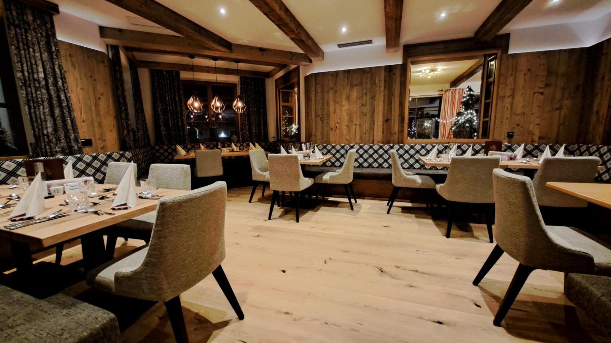 Hotel Seeblick Goldegg Extérieur photo