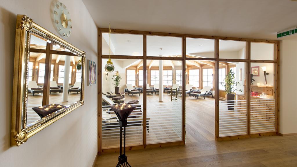 Hotel Seeblick Goldegg Extérieur photo