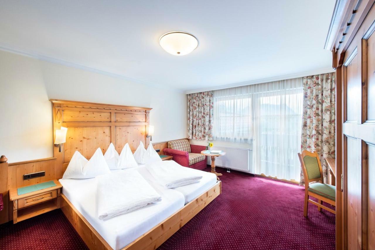 Hotel Seeblick Goldegg Extérieur photo