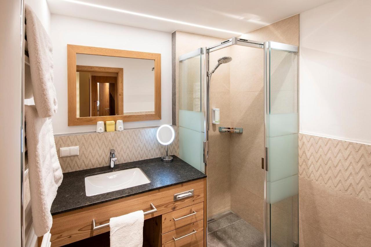 Hotel Seeblick Goldegg Extérieur photo